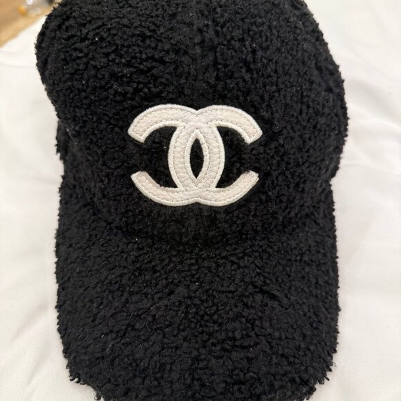 Chanel Hat - Picture 1 of 3